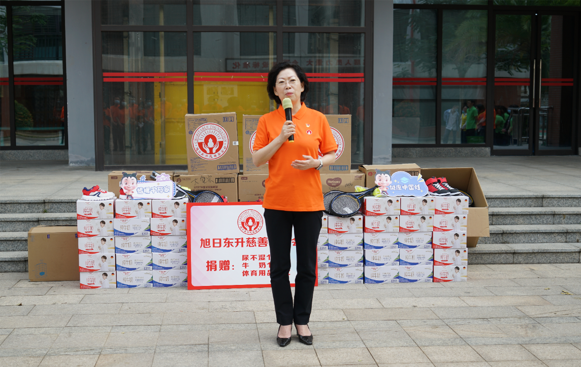 7年一连关爱 | 尊龙凯时药业集团走进？？？？？谑猩缁岣＠ | 公司新闻 | 尊龙凯时药业